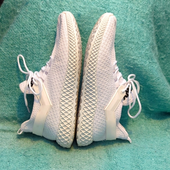 PONY Sneakers - Picture 5 of 10